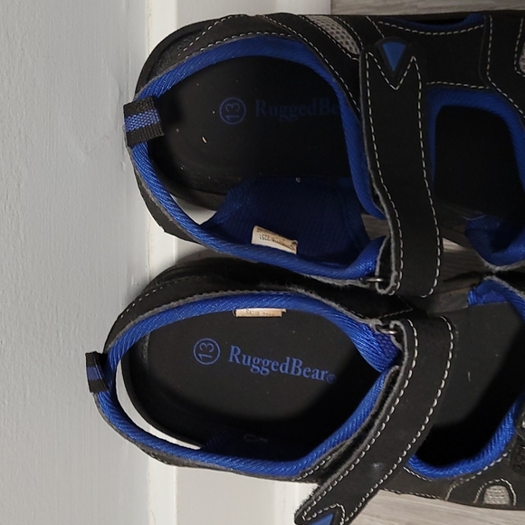 Boys summr sandals size 13 - Picture 2 of 3